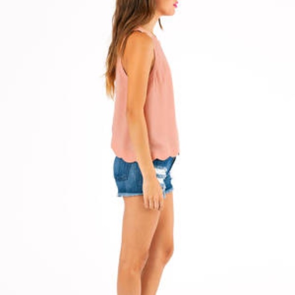 Tobi Pink Scalloped Tank With Back Button Detail - Picture 4 of 8